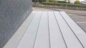 rénovation-couverture-zinc-quartz-sur-garage-5_1-1-300x169