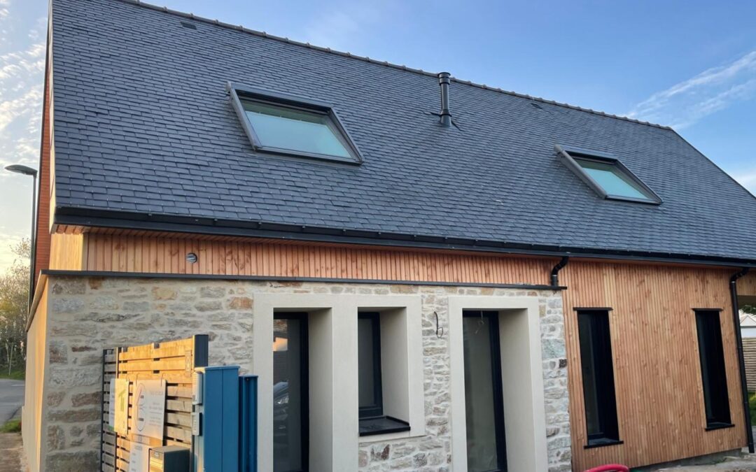 Rénovation à Pleuven : toiture ardoise et membrane EPDM
